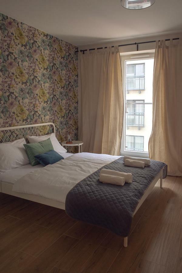 Concept One Apartment Krakow Bagian luar foto