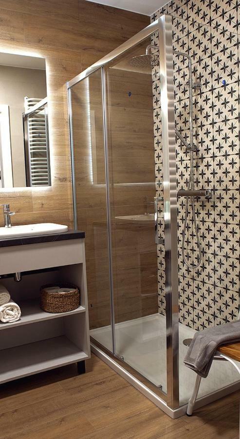 Concept One Apartment Krakow Bagian luar foto